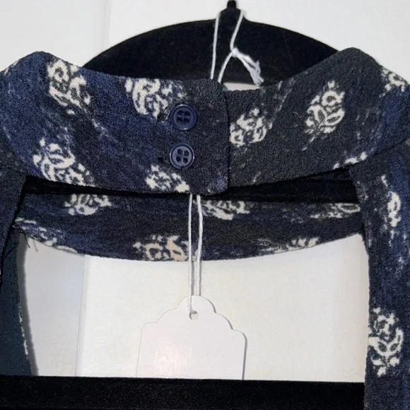 Wayf Elegant Blue and Black Dress - Picture 9 of 9